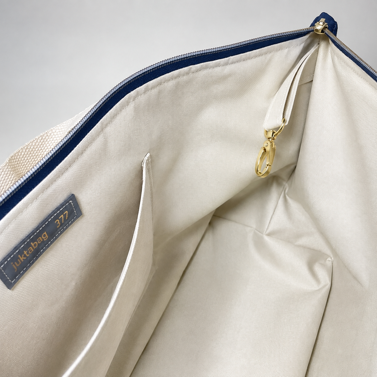 Jukta Sport, No 377  Blau, Beige