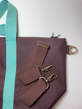 Jukta Sport, Aubergine-Türkis